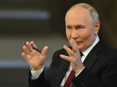 Putin amenință NATO: "Scutul de la Deveselu, costisitor și ineficient. Racheta Oreșnik, invizibilă" - Foto: Profimedia images