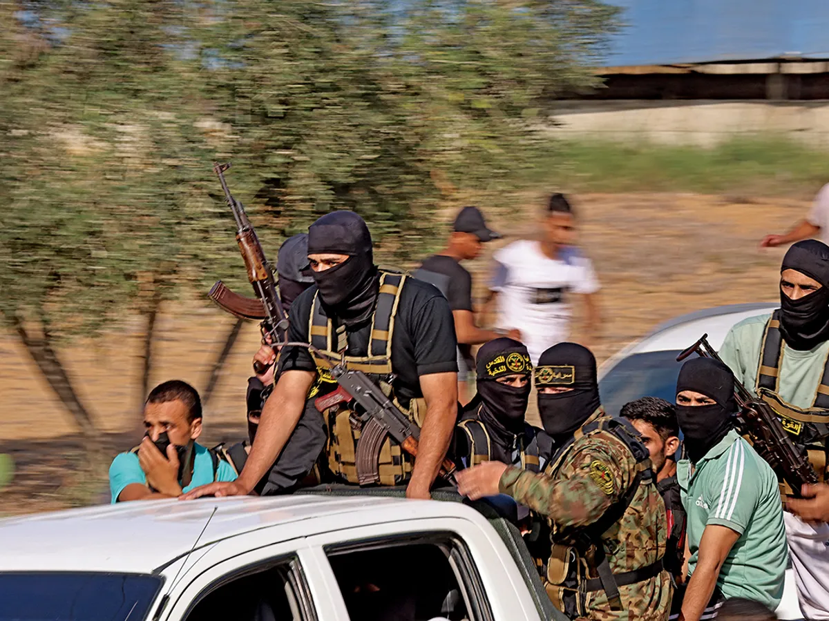 ATAC SURPRIZĂ Militanții Hamas au invadat Israelul pe 7 octombrie, luând prin surprindere armata israeliană și echipele de intervenție în caz de urgență