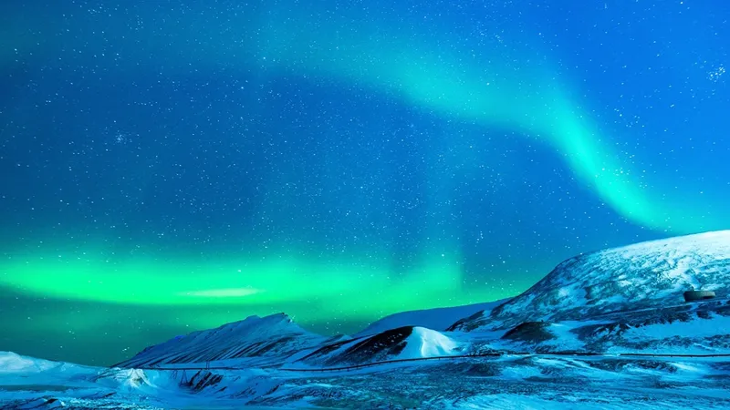 Se întâmplă de azi. Noi furtuni solare fac vizibilă aurora boreală și la latitudini destul de joase - Foto: Pixabay(imagine cu rol ilustrativ)