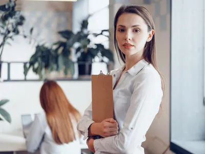 Angajat la stat cu salariu mare - Foto: Freepik
