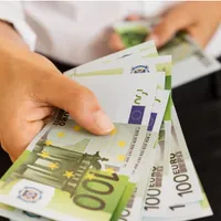 O țară din Europa angajează români cu salarii de 6.500 € pe lună. Foto: Freepik.com - rol ilustrativ
