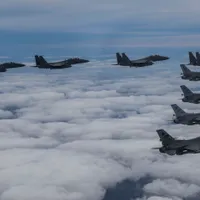 O țară NATO demarează operațiuni militare aeriene la frontiera cu Belarus. Care este scopul? - Foto: Profimedia images