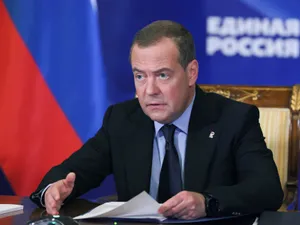 Aroganțe tip Kremlin. Dmitri Medvedev avertizează SUA: Evitaţi al Treilea Război Mondial - Foto: Profimedia Images