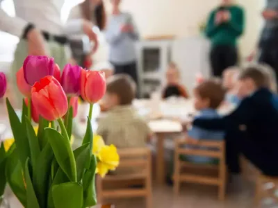 Ce despăgubiri a primit familia unui copil opărit cu ciorbă la grădiniță? A rămas mutilat pe viață - Foto: Arhivă
