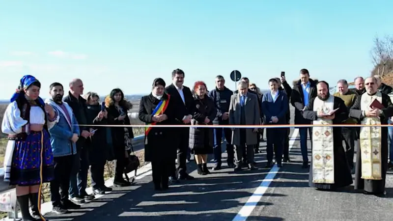 Drum de 1 milion €, care nu duce nicăieri, sfințit și inaugurat cu pompă. - Foto: captură video