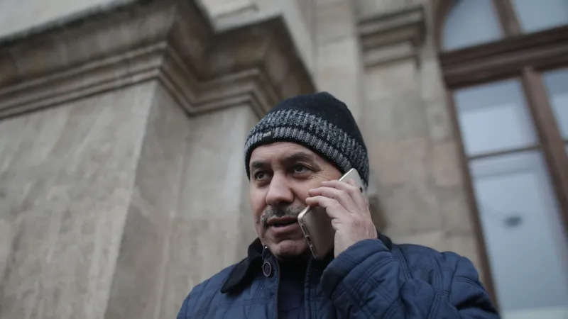 Kamil Demirkaya se teme pentru viața sa în Turcia. Foto Inquam Photos/Octav Ganea