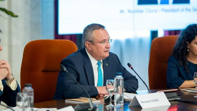 11 miliarde euro, atrași de Guvernul Ciuca. Ce țintă este stabilită pentru 2023 -  Foto: Facebook/ Nicolae Ciuca