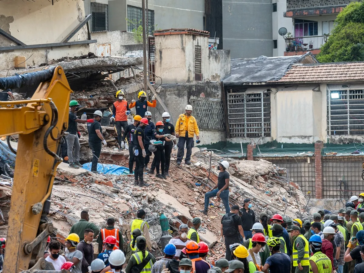 Cât poate supraviețui victima unui cutremur sub dărâmături? Românul ce a rezistat 11 zile la seismul din 1977