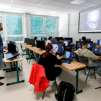 Cluj și București NU sunt în topul orașelor studențești din Europa. Budapesta e pe locul 4 - Foto: Profimedia images