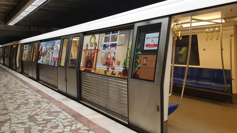 Panică la metrou pe linia Piaţa Iancului - Piaţa Victoriei. O persoană a leșinat într-un tren - FOTO: Facebook/Metrorex