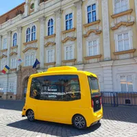 Primul robo-taxi 100% autonom, dotat cu tehnologie Continental, testat în Timișoara. / Foto: Continental România