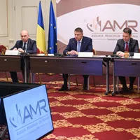 Președintele Iohannis și premierul Orban, în 2019, la o reuniune a primarilor municipiilor Foto: Facebook