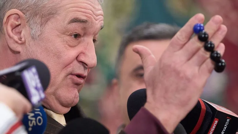 Gigi Becali, finanţator FCSB şi deputat, răspunde întrebărilor jurnaliştilor - Foto: Profimedia Images
