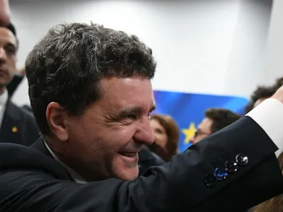 Nicuşor Dan, în noaptea în care aflase că este preşedintele României - Foto: INQUAM PHOTOS/Codrin Unici