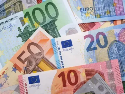 Bancnote euro - Foto: Freepik (Imagine cu rol ilustrativ)