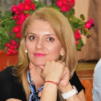 Gorghiu: Nu există zi din calendar în care să nu aducem cel puţin un condamnat - Foto: Facebook/Alina Gorghiu