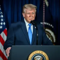 Donald Trump se distanțează de Viktor Orban și spune că noul premier al Ungariei va face treabă bună - Foto: Profimedia Images