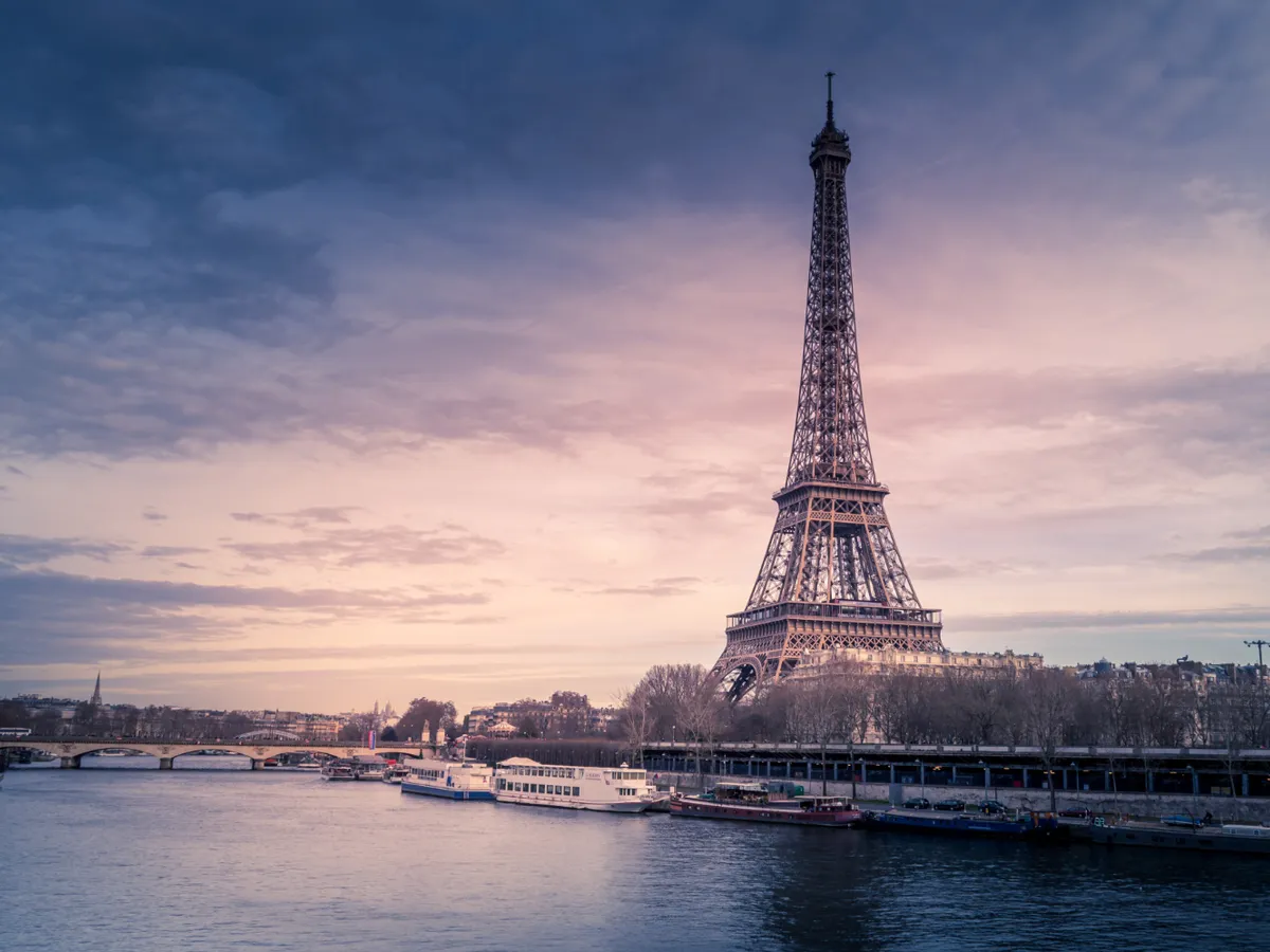 Paris, Franța - Foto. Freepik
