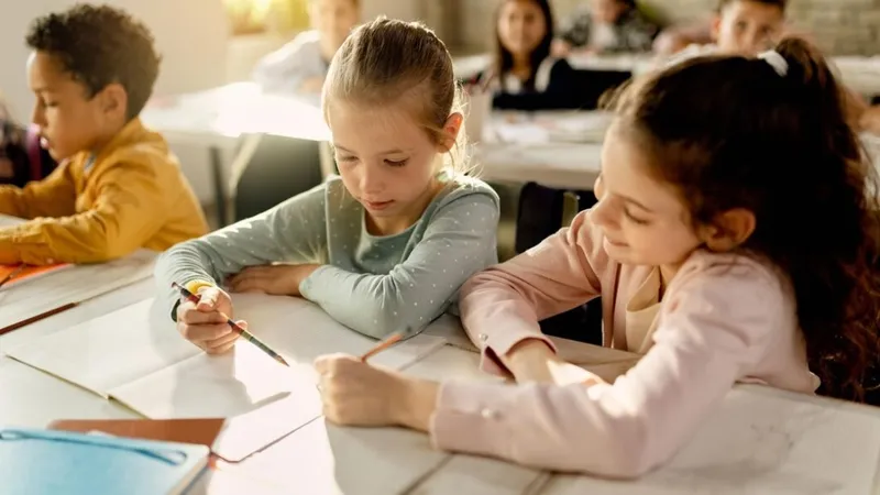 Cine sunt cei peste 500.000 de elevi care dau acum Evaluarea Națională - Foto: Freepik.com (rol ilustrativ)