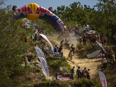 Manuel Lettenbichler pe urcarea aproape verticala de la finisul fiecarei editii - Foto: Red Bull Romaniacs