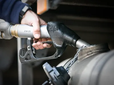 Ce categorie de români va primi subvenție pentru carburanți? Cât se acordă pe litru? - Foto: Profimedia Images/ Imagine cu caracter ilustrativ