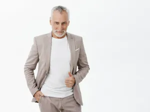 Foto: Un pensionar din România are cea mai mare pensie din oraș Sursa: Freepik