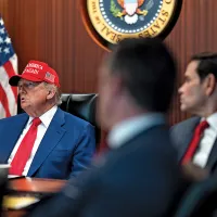 ȚINTIND TEHERANUL Trump monitorizează misiunea SUA de a lovi siturile de îmbogățire nucleară iraniene pe 21 iunie – o mișcare care a primit reacții mixte din partea susținătorilor săi