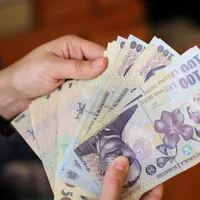 33 de elevi din Vâlcea au primit sume între 1.000 şi 2.500 de lei. Ce condiție uriașă au îndeplinit - FOTO: Profimedia(imagine cu rol ilustrativ)