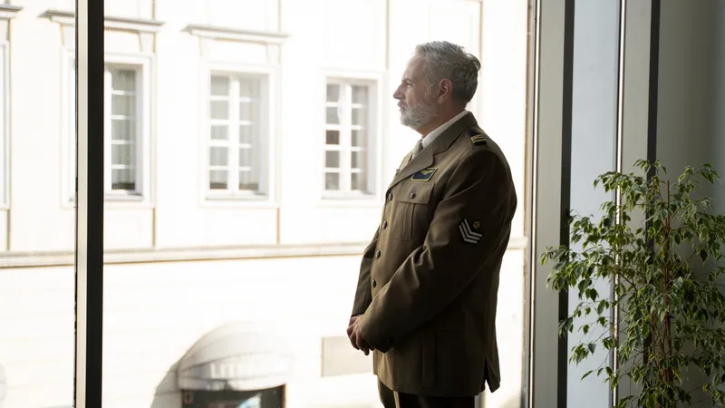 Pensie militare au șanse zero să fie indexate. Angajații refuză pensionarea: Pensia e prea mică Foto: Freepik (fotografie cu caracter ilustrativ)