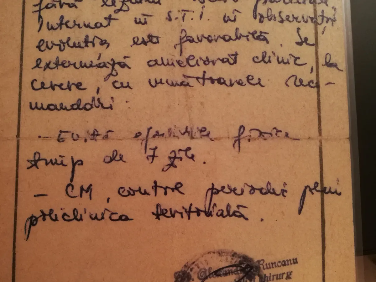 Biletul de externare al lui Petre Muraru. FOTO: Arhiva personală
