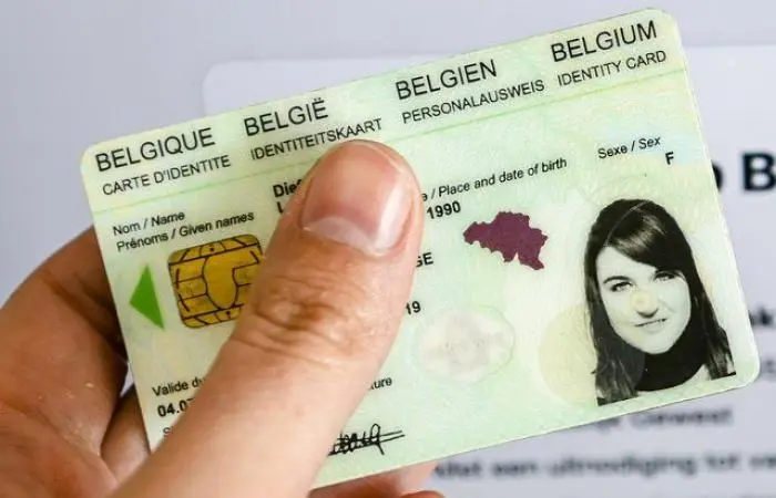 Belgia scoate genul din cărţile de identitate, pentru înregistrarea persoanelor „nonbinare”. / Foto: new.in-24.com