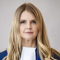 Iulia Motoc, judecătoarea care conduce completul de la Curtea Penală Internațională care judecă mandatul de arestare al lui Netanyahu - Foto: Facebook/ Iulia Motoc
