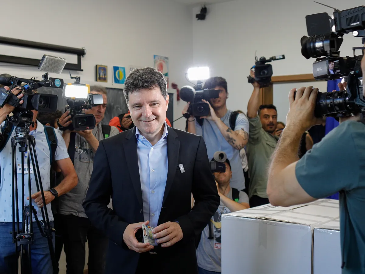 EXIT POLL Nicușor Dan, al doilea mandat la Primăria Capitalei. A obținut 44% din voturi. Firea - 24% - FOTO: INQUAM PHOTOS / Octav Ganea
