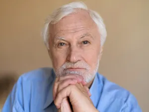 Ministrul Muncii anunță că pensionarii vor pierde la pensie între 100 lei și 420 lei din 1 ianuarie - Foto: Freepik (Imagine cu rol ilustrativ)