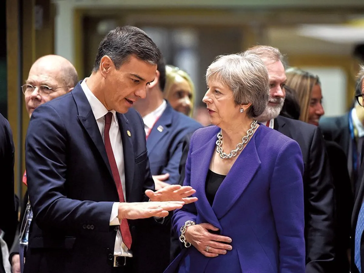 ...dar și cu cea a premierului spaniol Pedro Sanchez