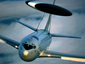 Aeronavele AWACS au aterizat la Baza 90 Otopeni. Vor face zboruri de recunoaştere şi supraveghere - Foto: Flickr