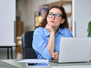 Experţii în securitate cibernetică recomandă „curăţenia” digitală a conturilor online nefolosite- Foto: Profimedia Images (Imagine cu rol ilustrativ)