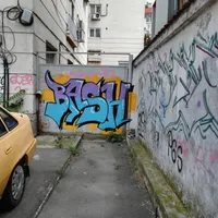 Graffiti desenat de Ionuț, când a fost prins de polițști. Fotografie pusă la dispoziția Newsweek de familia copilului