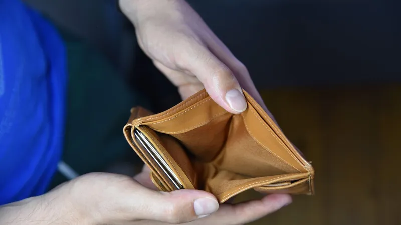 Peste un milion de angajați români pierd bani din salariu, din iulie. Din ce cauză? - Foto: Profimedia Images/ Imagine cu caracter ilustrativ