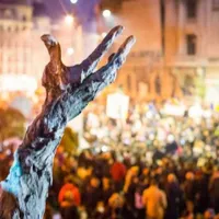 Șase ani de la Colectiv: slujbă de pomenire, sâmbătă, la Biserica „Sfântul Nicolae” și la club. / Foto: radioromaniacultural.ro