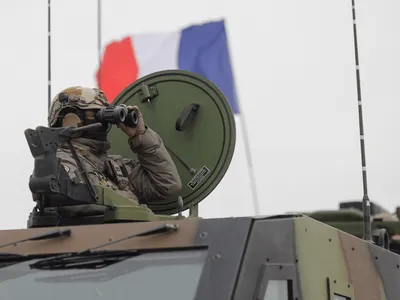 Macron proclamă supremația garanțiilor europene de securitate față de cele NATO. Expert: „Există un scenariu și mai periculos”