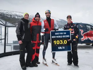 Nou record mondial la patinaj viteză: Kjeld Nuis, 103 km/h pe lacul înghețat Savalen. / Foto: redbull.com