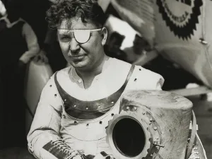 90 de ani de la primul zbor solo în jurul lumii: Află povestea lui Wiley Post, nu avea un ochi - Foto: historynet.com