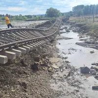 CFR SA: Circulația trenurilor pe o secție majoră, suspendată din cauza inundațiilor. Ce pagube sunt? - Foto: Facebook