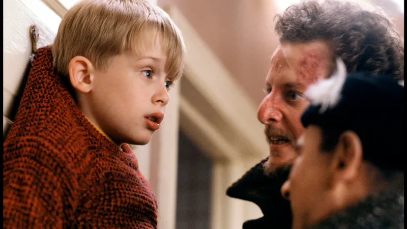 Un fel de „Home Alone”. Copil de 6 ani a aterizat la sute de km de locul unde era așteptat. De ce ? - Foto: Profimedia Images