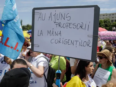 Sindicaliștii din educație vor să boicoteze începutul de an școlar. Proteste masive în Capitală - Foto: Profimedia Images