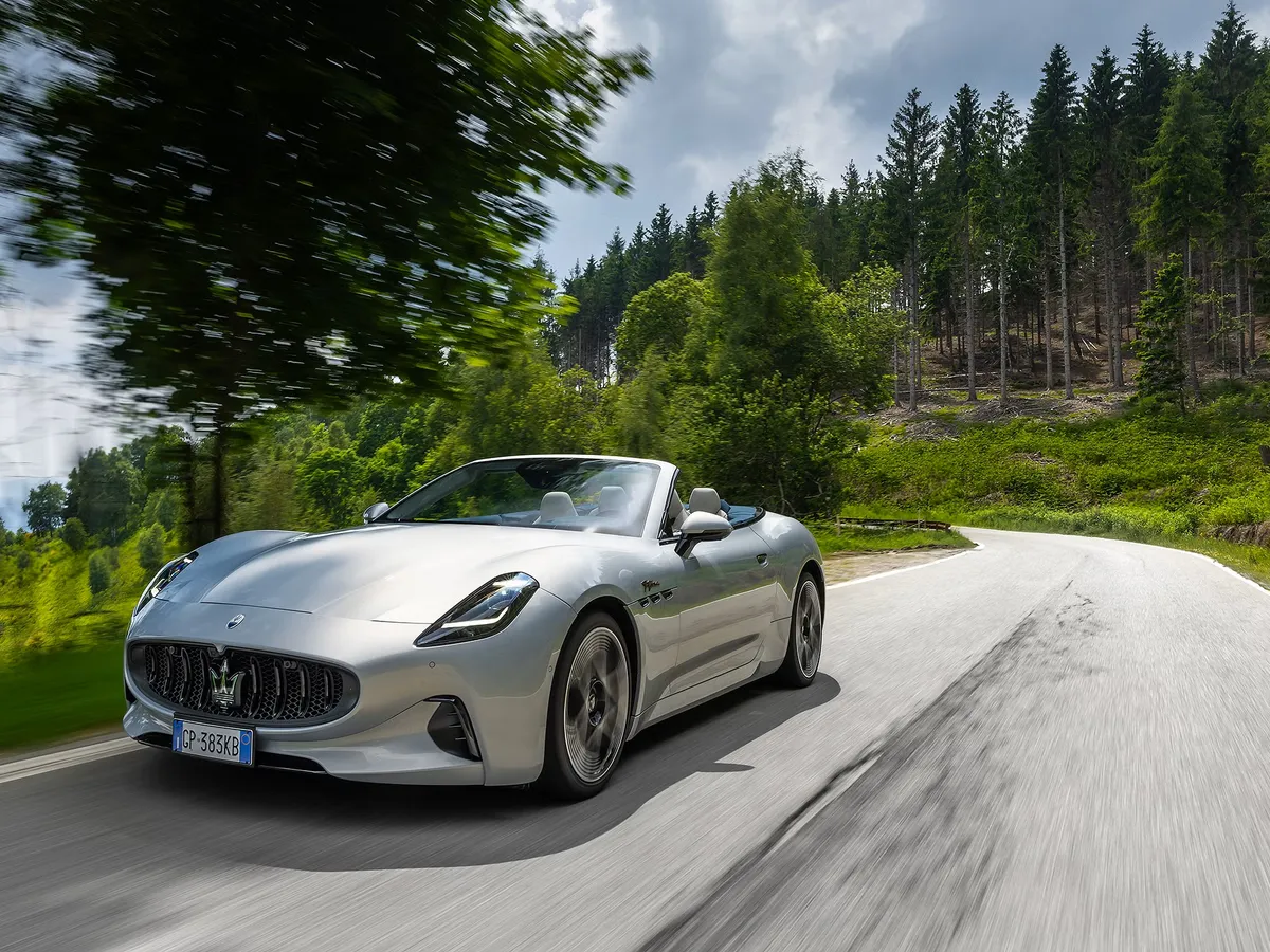 Visezi la o mașină electrică de lux Maserati de 200.000 $? Unde o găsești cu 50.000 $ reducere