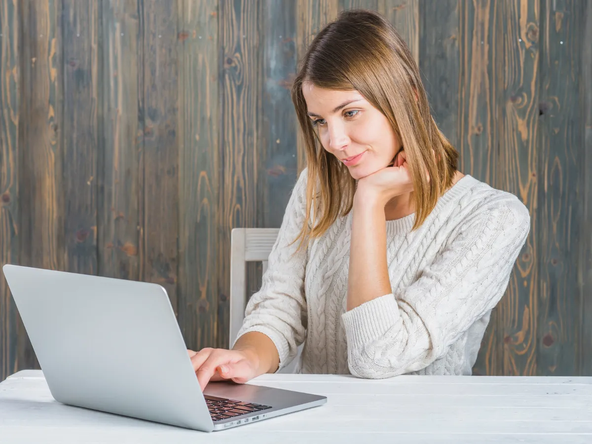 Eurostat: Tinerii români sunt slab pregătiți digital. Țara noastră ocupă penultimul loc în clasament