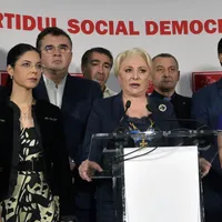 Aparent, strânși uniți în jurul liderului Dăncilă/FOTO: hotnews.ro