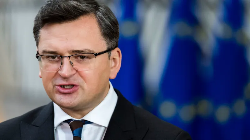 Ucraina cere Occidentului excluderea Rusiei din sitemul de plăți interbancare SWIFT/FOTO: Twitter/Andriy Melnyk